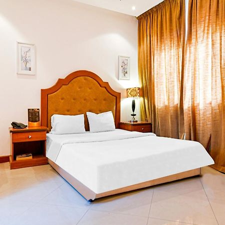 Oyo 118 Revira Hotel Al-Manamah Bagian luar foto