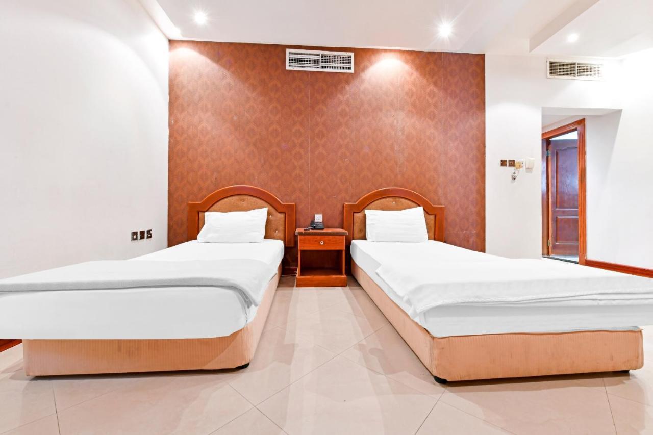 Oyo 118 Revira Hotel Al-Manamah Bagian luar foto